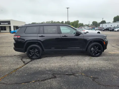 More photos of 2025 Jeep Grand Cherokee L Altitude X at Dorsett Hyundai, IN