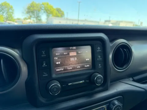 Another view of 2020 Jeep Gladiator Sport for sale in Terre Haute, IN at Dorsett Hyundai