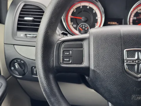 More photos of 2013 Dodge Grand Caravan SXT at Dorsett Hyundai, IN