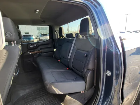 More photos of 2021 GMC Sierra 1500 Elevation at Dorsett Hyundai, IN