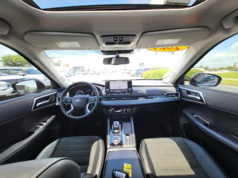 Photos of 2024 Mitsubishi Outlander SE for sale in Terre Haute, IN at Dorsett Hyundai