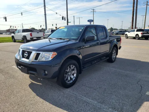 Blue 2020 Nissan Frontier SV for sale in Terre Haute, IN