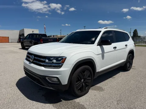 White 2020 Volkswagen Atlas 3.6L V6 SEL for sale in Terre Haute, IN