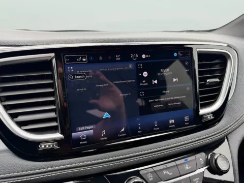 Another view of 2025 Chrysler Pacifica Limited for sale in Terre Haute, IN at Dorsett Hyundai