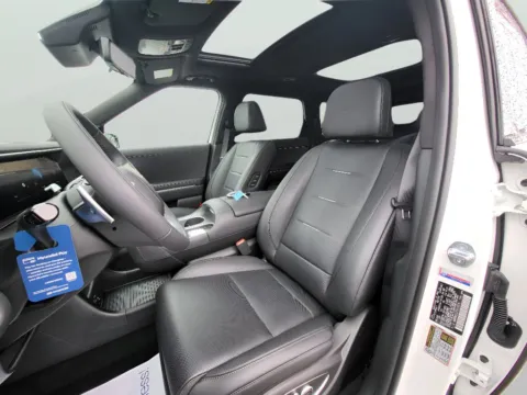 More photos of 2026 Hyundai Palisade Calligraphy at Dorsett Hyundai, IN