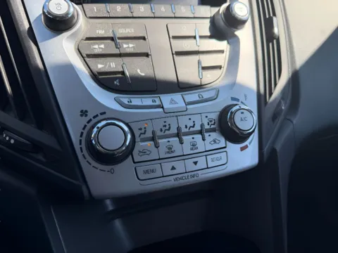 More photos of 2015 Chevrolet Equinox LT at Dorsett Hyundai, IN