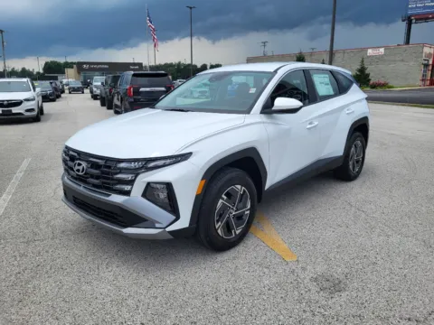White 2026 Hyundai Tucson Blue SE for sale in Terre Haute, IN