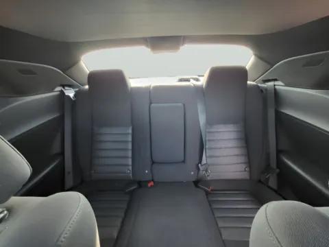 More photos of 2010 Dodge Challenger SE at Dorsett Hyundai, IN