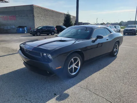 Black 2010 Dodge Challenger SE for sale in Terre Haute, IN