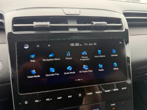 More photos of 2023 Hyundai Tucson Limited at Dorsett Hyundai, IN