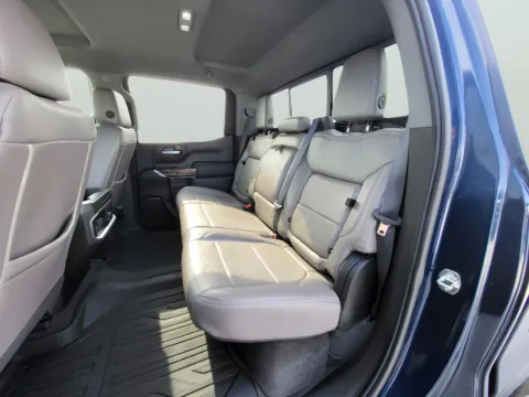 More photos of 2021 GMC Sierra 1500 Elevation at Dorsett Hyundai, IN