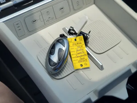More photos of 2024 Hyundai Santa Fe Calligraphy at Dorsett Hyundai, IN