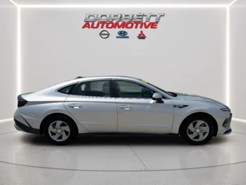 More photos of 2025 Hyundai Sonata SE at Dorsett Hyundai, IN