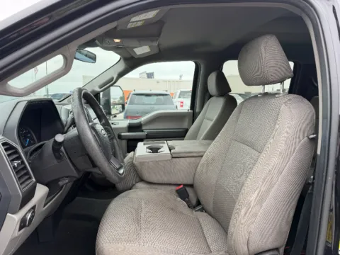 More photos of 2021 Ford F-250 Super Duty XLT at Dorsett Hyundai, IN