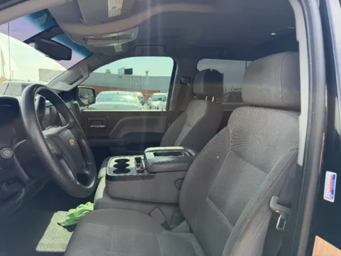 More photos of 2018 Chevrolet Silverado 1500 Custom at Dorsett Hyundai, IN
