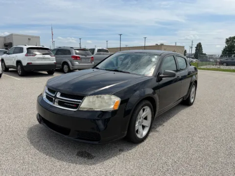 Black 2013 Dodge Avenger SE for sale in Terre Haute, IN