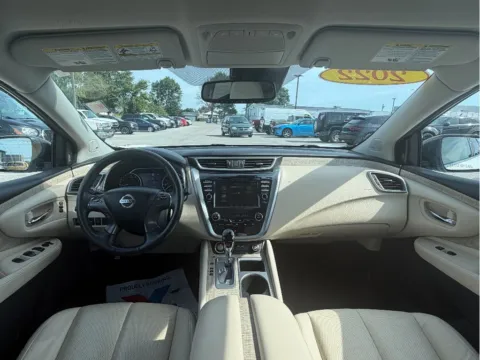 Photos of 2022 Nissan Murano SL for sale in Terre Haute, IN at Dorsett Hyundai