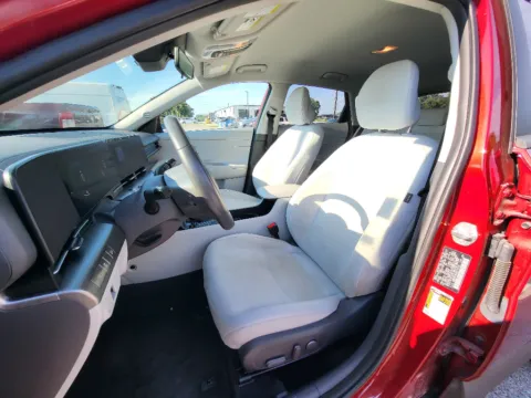Another view of 2024 Hyundai Kona SEL for sale in Terre Haute, IN at Dorsett Hyundai