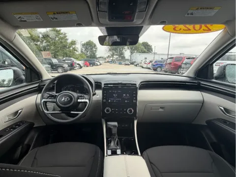 Photos of 2023 Hyundai Tucson SEL for sale in Terre Haute, IN at Dorsett Hyundai