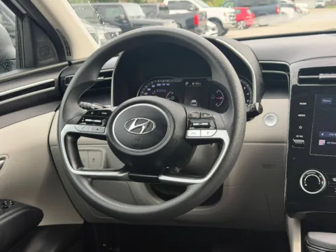More photos of 2023 Hyundai Tucson SEL at Dorsett Hyundai, IN