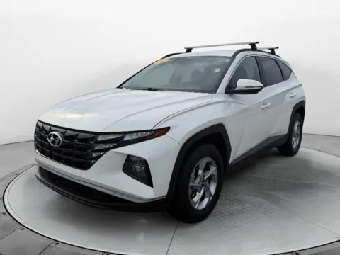 White 2023 Hyundai Tucson SEL for sale in Terre Haute, IN