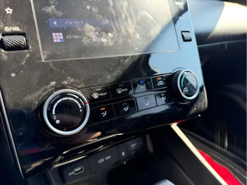 More photos of 2023 Hyundai Tucson SEL at Dorsett Hyundai, IN