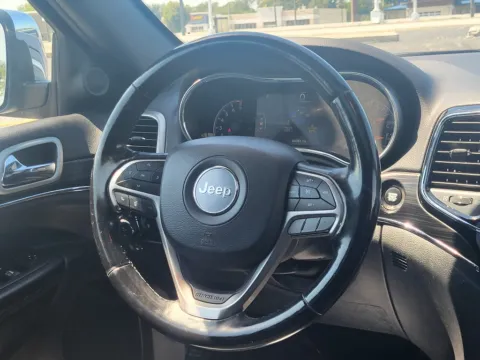 More photos of 2020 Jeep Grand Cherokee Limited at Dorsett Hyundai, IN