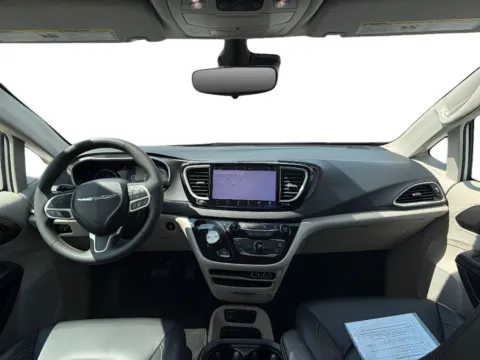 Photos of 2023 Chrysler Pacifica Touring L for sale in Terre Haute, IN at Dorsett Hyundai