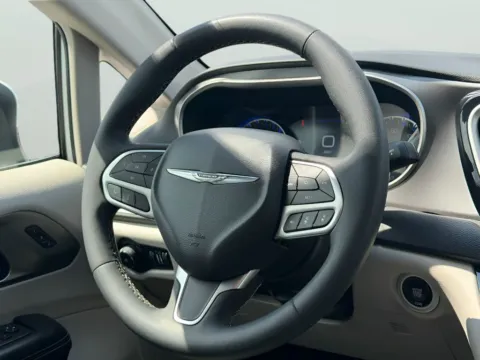 Another view of 2023 Chrysler Pacifica Touring L for sale in Terre Haute, IN at Dorsett Hyundai