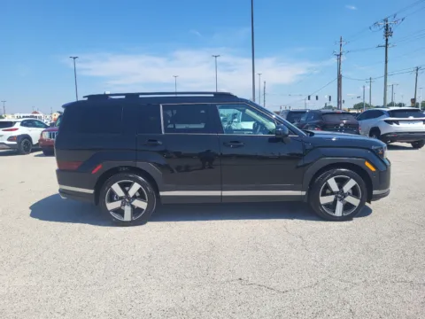 More photos of 2027 Hyundai Santa Fe Limited 6P at Dorsett Hyundai, IN