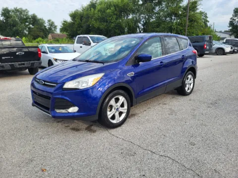 Blue 2015 Ford Escape SE for sale in Terre Haute, IN