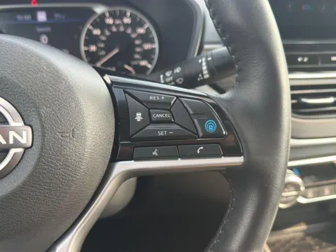 More photos of 2025 Nissan Altima SL at Dorsett Hyundai, IN