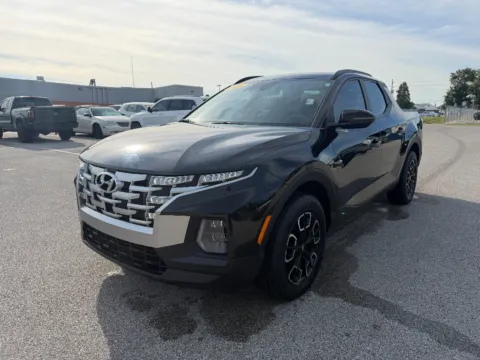 Black 2022 Hyundai Santa Cruz SEL Premium for sale in Terre Haute, IN