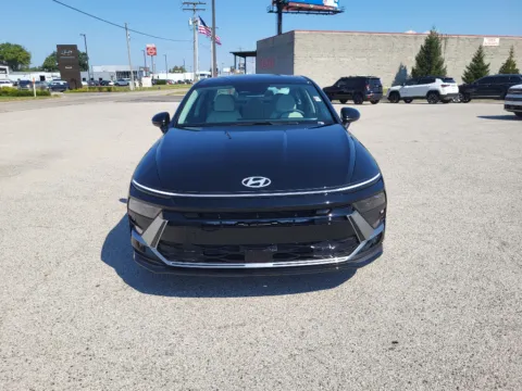 Photos of 2026 Hyundai Sonata SE for sale in Terre Haute, IN at Dorsett Hyundai