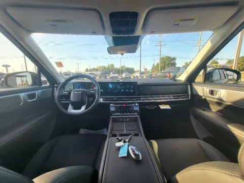 Photos of 2027 Hyundai Santa Fe SEL for sale in Terre Haute, IN at Dorsett Hyundai