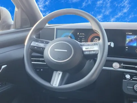 More photos of 2027 Hyundai Santa Cruz SE at Dorsett Hyundai, IN