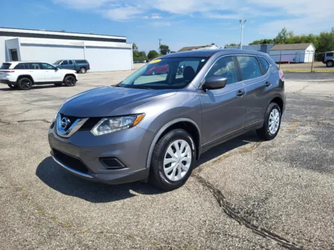 Gray 2016 Nissan Rogue S for sale in Terre Haute, IN