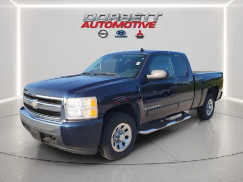Blue 2007 Chevrolet Silverado 1500 LT w/1LT for sale in Terre Haute, IN