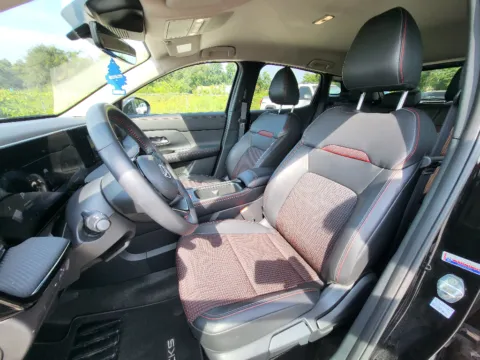 More photos of 2025 Nissan Kicks SR at Dorsett Hyundai, IN