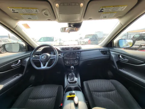 Photos of 2020 Nissan Rogue SV for sale in Terre Haute, IN at Dorsett Hyundai