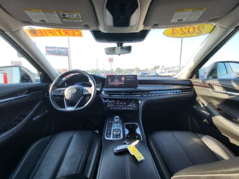 Photos of 2024 INFINITI QX60 SENSORY for sale in Terre Haute, IN at Dorsett Hyundai