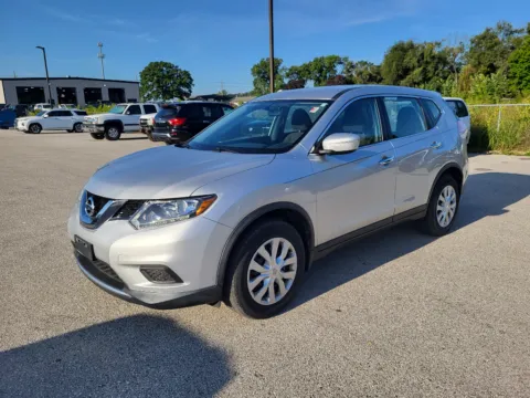 Silver 2015 Nissan Rogue S for sale in Terre Haute, IN