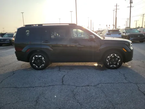 More photos of 2027 Hyundai Santa Fe SEL at Dorsett Hyundai, IN