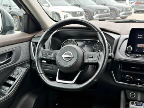 More photos of 2022 Nissan Rogue S at Dorsett Hyundai, IN