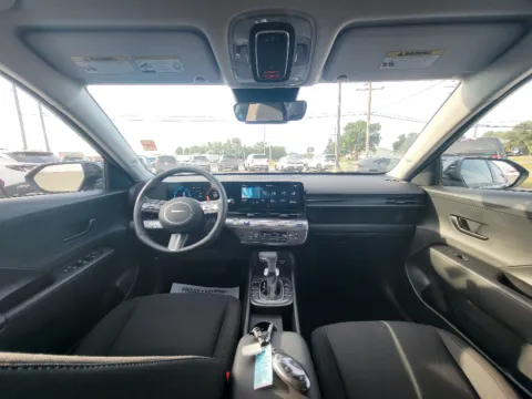 Photos of 2027 Hyundai Kona SEL Sport for sale in Terre Haute, IN at Dorsett Hyundai