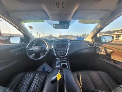 Photos of 2019 Nissan Murano Platinum for sale in Terre Haute, IN at Dorsett Hyundai