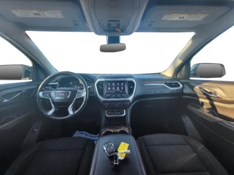 Photos of 2021 GMC Acadia SLE for sale in Terre Haute, IN at Dorsett Hyundai