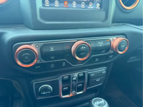 More photos of 2019 Jeep Wrangler Sahara at Dorsett Hyundai, IN