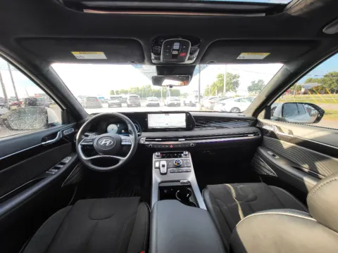 Photos of 2024 Hyundai Palisade Calligraphy Night Edition for sale in Terre Haute, IN at Dorsett Hyundai