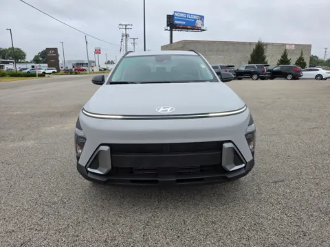 Photos of 2027 Hyundai Kona SEL Sport for sale in Terre Haute, IN at Dorsett Hyundai